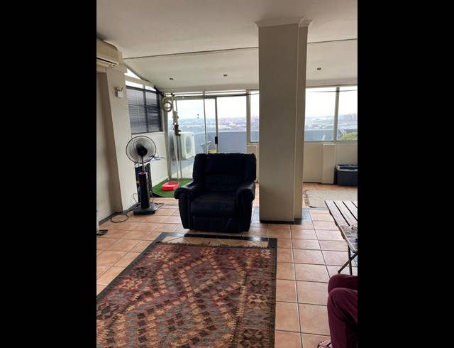 2 BEDROOM APARTMENT FOR SALE IN BEREA